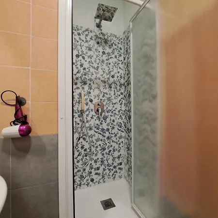 阿尔68迪卡沃尔广场酒店 住宿加早餐酒店