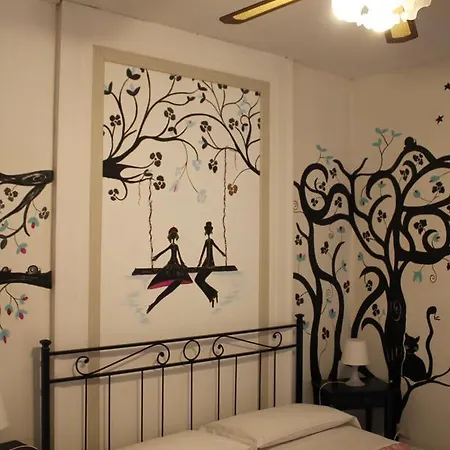 阿尔68迪卡沃尔广场酒店 3*