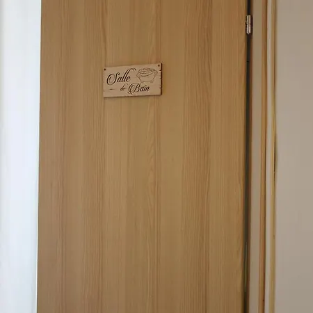 阿尔68迪卡沃尔广场酒店 3*