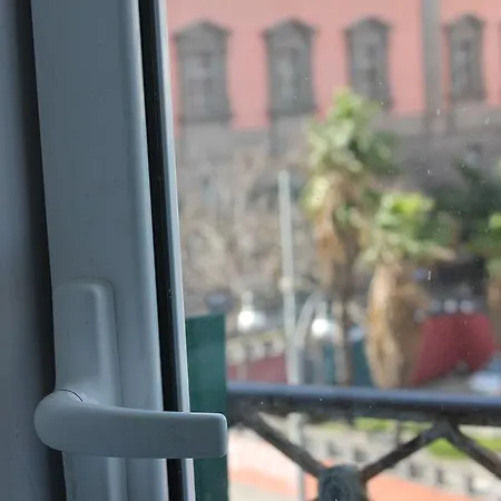 阿尔68迪卡沃尔广场酒店 3*