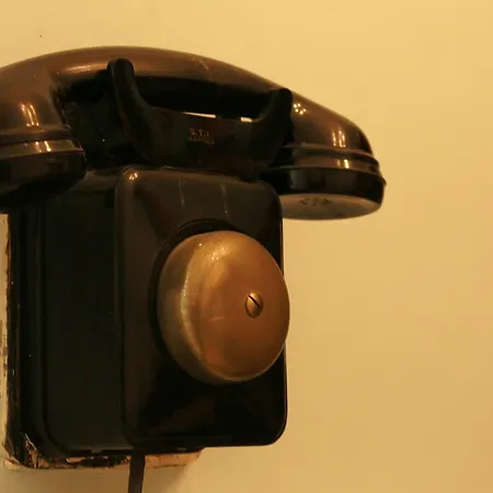 阿尔68迪卡沃尔广场酒店 住宿加早餐酒店 3*