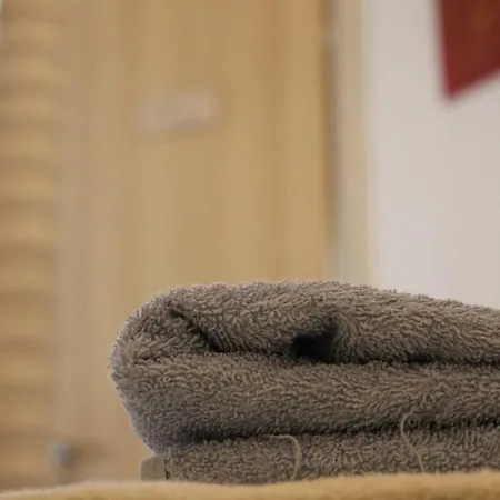 阿尔68迪卡沃尔广场酒店 住宿加早餐酒店