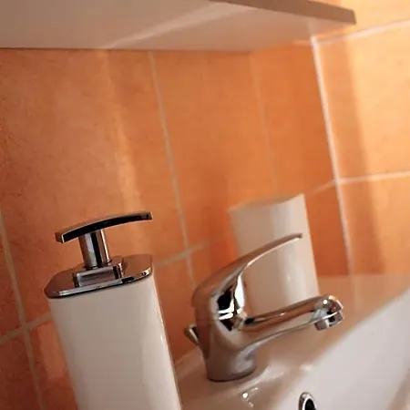 Bed & Breakfast Al 68 Di Piazza Cavour Naples