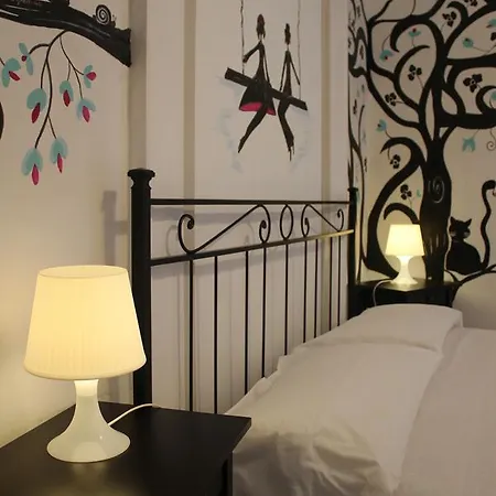 Al 68 Di Piazza Cavour 3* Nápoly